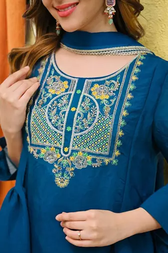 Women Ethnic Motifs Embroidered Angrakha Thread Work Chanderi Silk Kurta with Trousers & With Dupatta