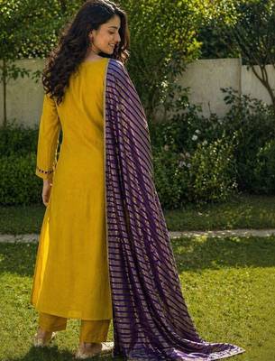 Women Ethnic Motifs Embroidered Empire Sequinned Kurta with Trousers & With Dupatta 4