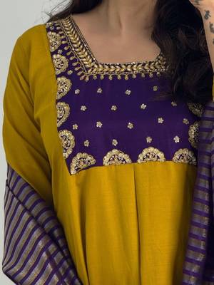 Women Ethnic Motifs Embroidered Empire Sequinned Kurta with Trousers & With Dupatta 5