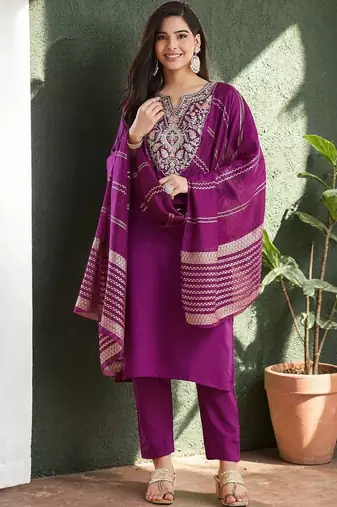 Women Ethnic Motifs Embroidered Regular Thread Work Kurta with Trousers & With Dupatta