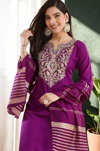 Women Ethnic Motifs Embroidered Regular Thread Work Kurta with Trousers & With Dupatta
