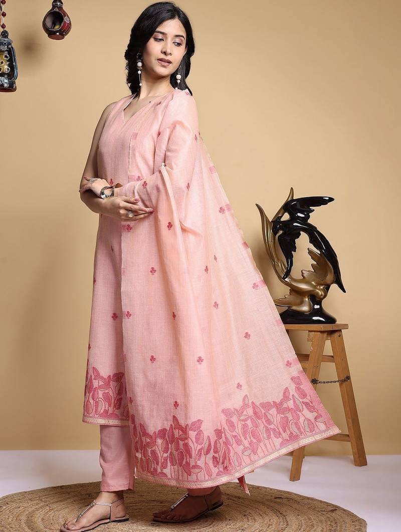 Women Ethnic Motifs Printed Regular Kurta with Trousers & With Dupatta