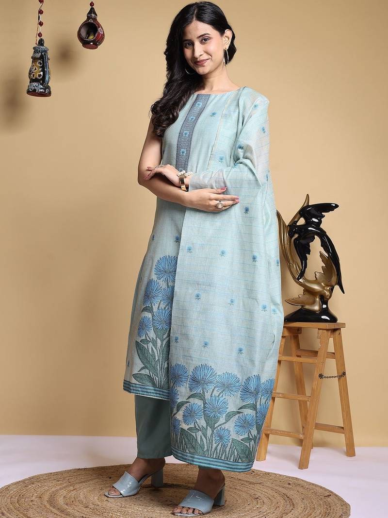 Women Floral Printed Regular Kurta with Trousers & With Dupatta