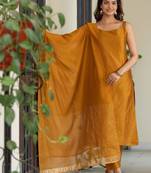 Women Ethnic Motifs Printed Regular Kurta with Trousers & With Dupatta