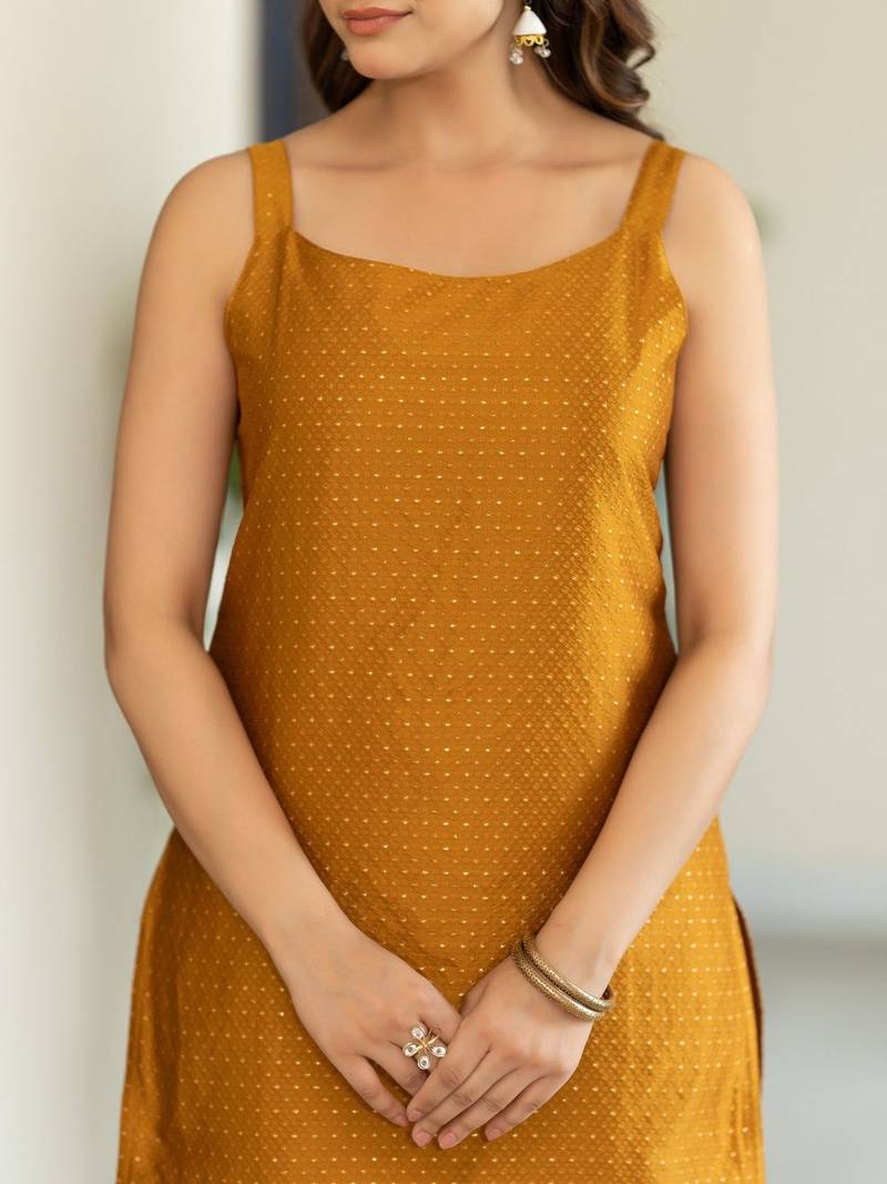 Women Ethnic Motifs Printed Regular Kurta with Trousers & With Dupatta