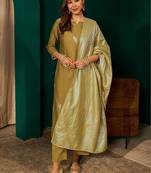 Women Floral Embroidered Regular Thread Work Kurta with Trousers & With Dupatta