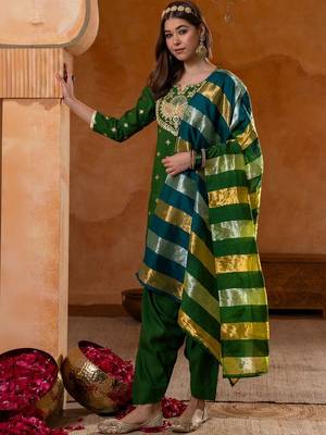Women Ethnic Motifs Embroidered Regular Kurta with Patiala & With Dupatta 3