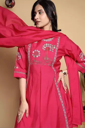 Women Floral Embroidered Pleated Thread Work Kurta with Palazzos & With Dupatta