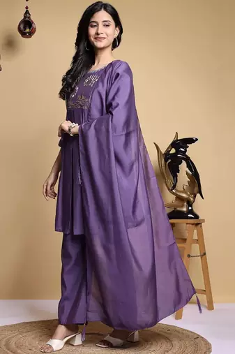Women Floral Embroidered Pleated Thread Work Kurta with Palazzos & With Dupatta