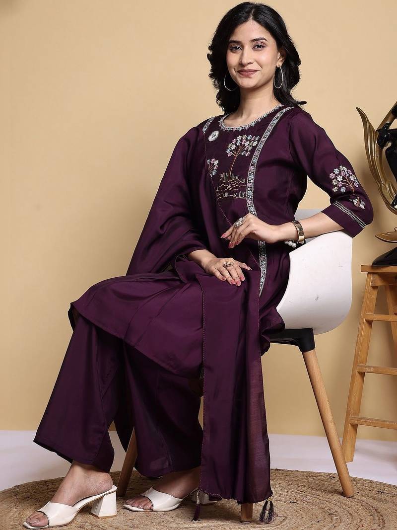 Women Floral Embroidered Pleated Thread Work Kurta with Palazzos & With Dupatta