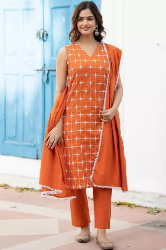 Women Ethnic Motifs Embroidered Regular Pure Cotton Kurta with Trousers & With Dupatta