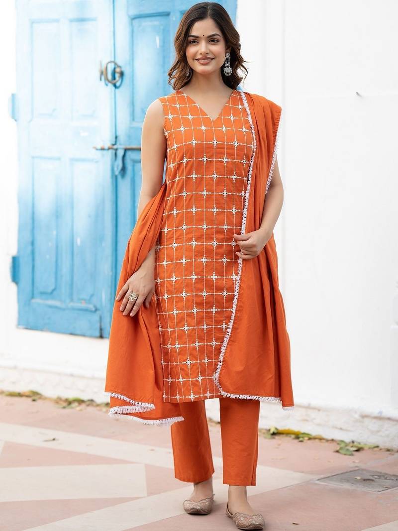 Women Ethnic Motifs Embroidered Regular Pure Cotton Kurta with Trousers & With Dupatta