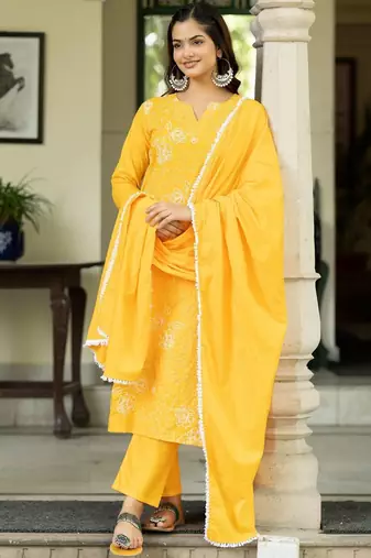 Women Ethnic Motifs Embroidered Regular Thread Work Pure Cotton Kurta with Trousers & With Dupatta