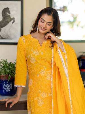 Women Ethnic Motifs Embroidered Regular Thread Work Pure Cotton Kurta with Trousers & With Dupatta 6