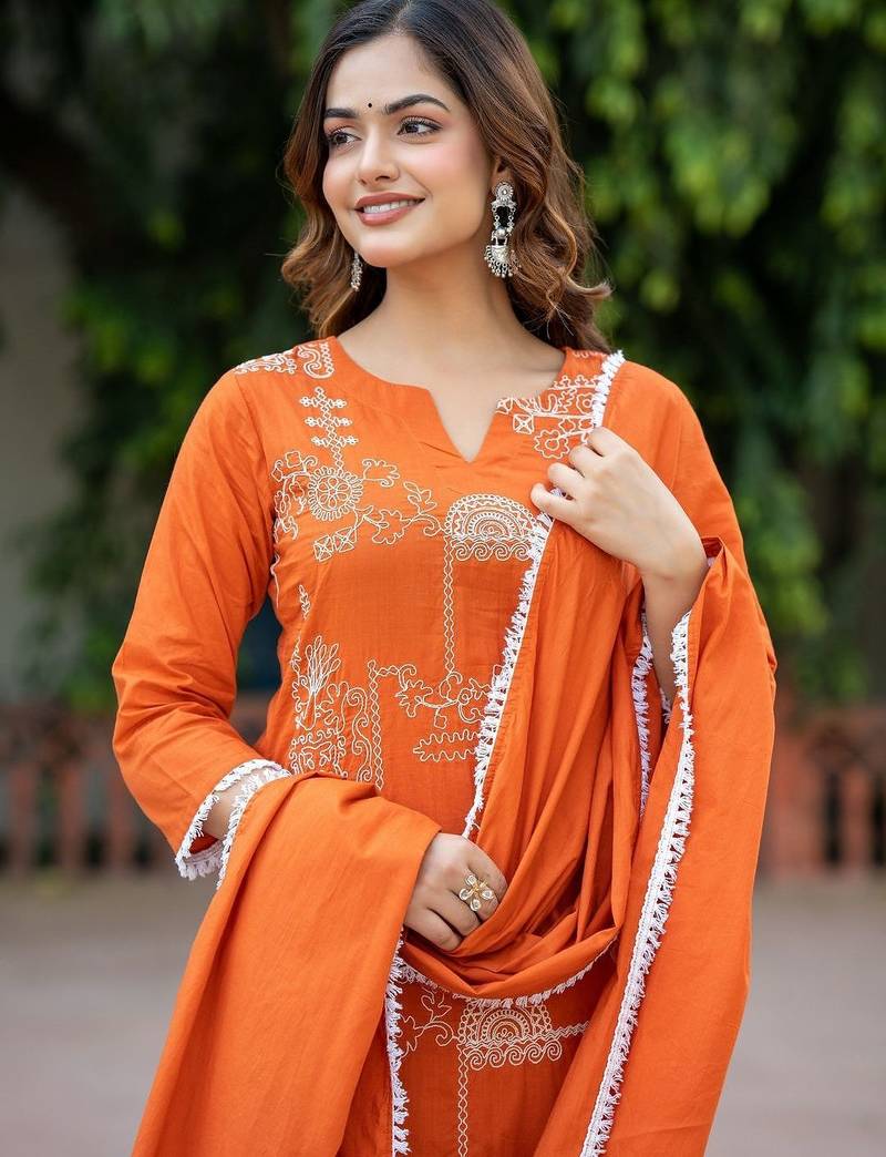 Women Ethnic Motifs Embroidered Regular Pure Cotton Kurta with Trousers & With Dupatta