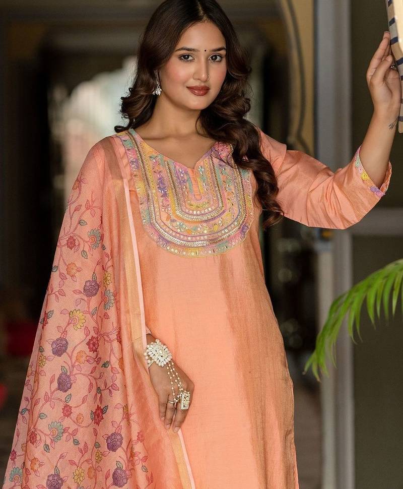 Women Ethnic Motifs Embroidered Regular Mirror Work Kurta with Trousers & With Dupatta