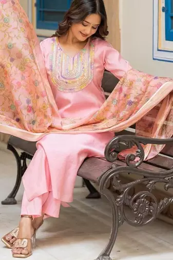 Women Ethnic Motifs Embroidered Regular Thread Work Kurta with Trousers & With Dupatta