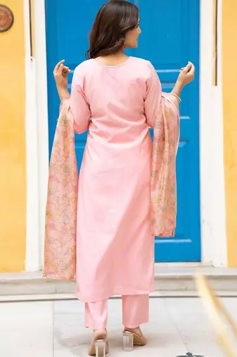 Women Ethnic Motifs Embroidered Regular Thread Work Kurta with Trousers & With Dupatta