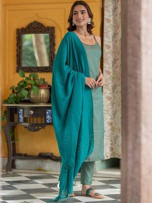 Women Printed Regular Kurta with Trousers & With Dupatta 6