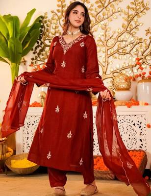 Women Ethnic Motifs Embroidered Regular Thread Work Chanderi Silk Kurta with Pyjamas & With Dupatta 1