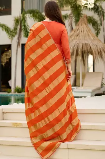Women Ethnic Motifs Embroidered Regular Thread Work Kurta with Trousers & With Dupatta