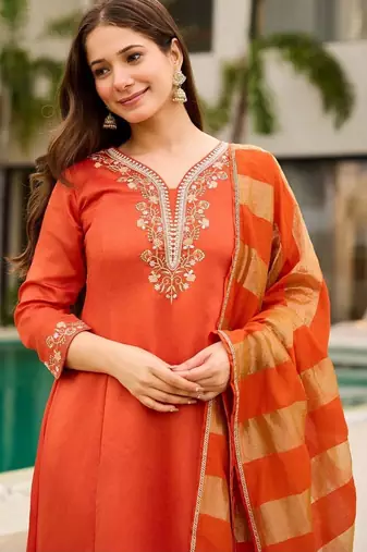 Women Ethnic Motifs Embroidered Regular Thread Work Kurta with Trousers & With Dupatta