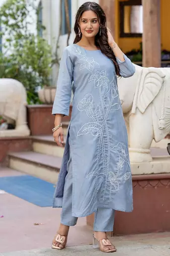 Women Floral Embroidered Regular Thread Work Pure Cotton Kurta with Trousers