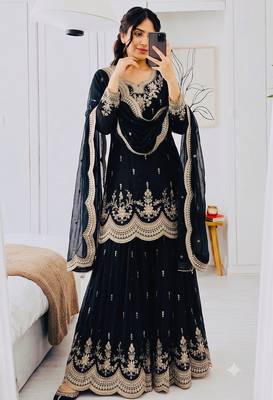 Designer short kurti & sharara set with scallop dupatta 2