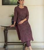 Women Floral Embroidered Regular Thread Work Pure Cotton Kurta with Trousers