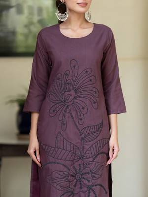 Women Floral Embroidered Regular Thread Work Pure Cotton Kurta with Trousers 2