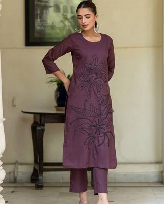 Women Floral Embroidered Regular Thread Work Pure Cotton Kurta with Trousers 6