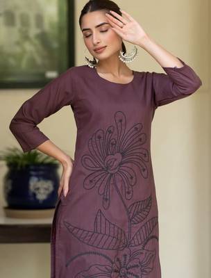 Women Floral Embroidered Regular Thread Work Pure Cotton Kurta with Trousers 7