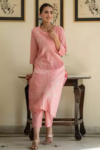 Women Floral Embroidered Regular Thread Work Pure Cotton Kurta with Trousers