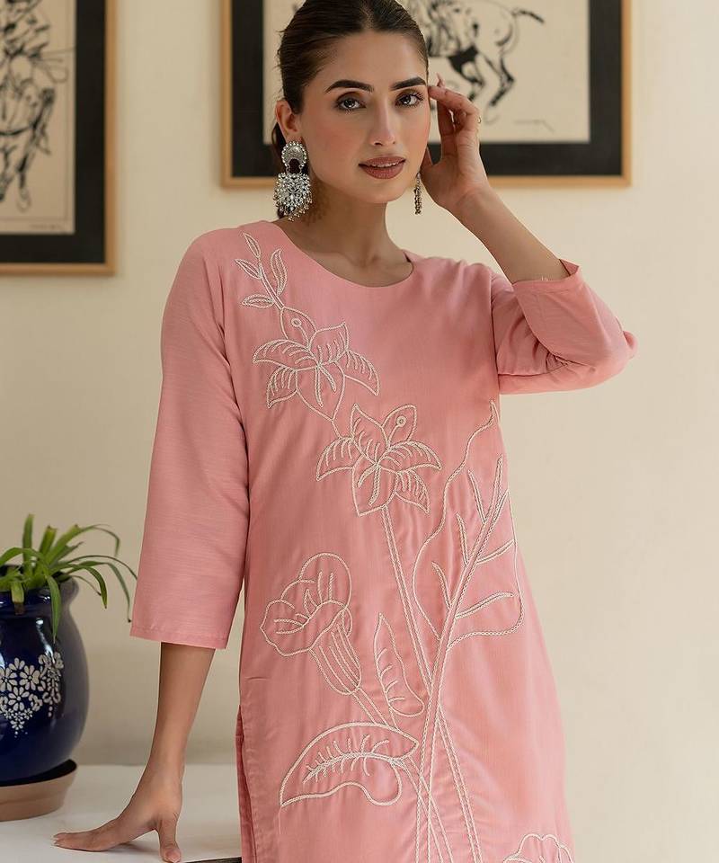 Women Floral Embroidered Regular Thread Work Pure Cotton Kurta with Trousers
