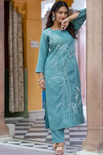 Women Floral Embroidered Regular Thread Work Pure Cotton Kurta with Trousers