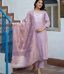 Women Ethnic Motifs Embroidered Regular Thread Work Kurta with Trousers & With Dupatta