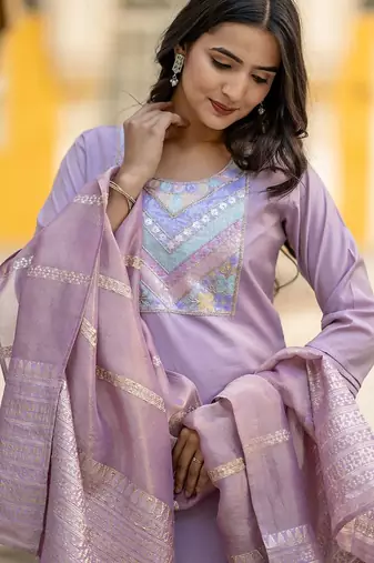 Women Ethnic Motifs Embroidered Regular Thread Work Kurta with Trousers & With Dupatta