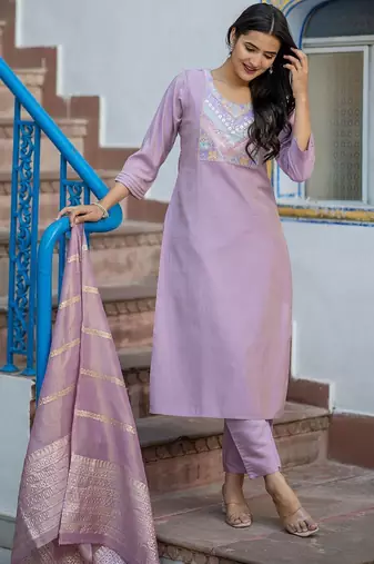 Women Ethnic Motifs Embroidered Regular Thread Work Kurta with Trousers & With Dupatta