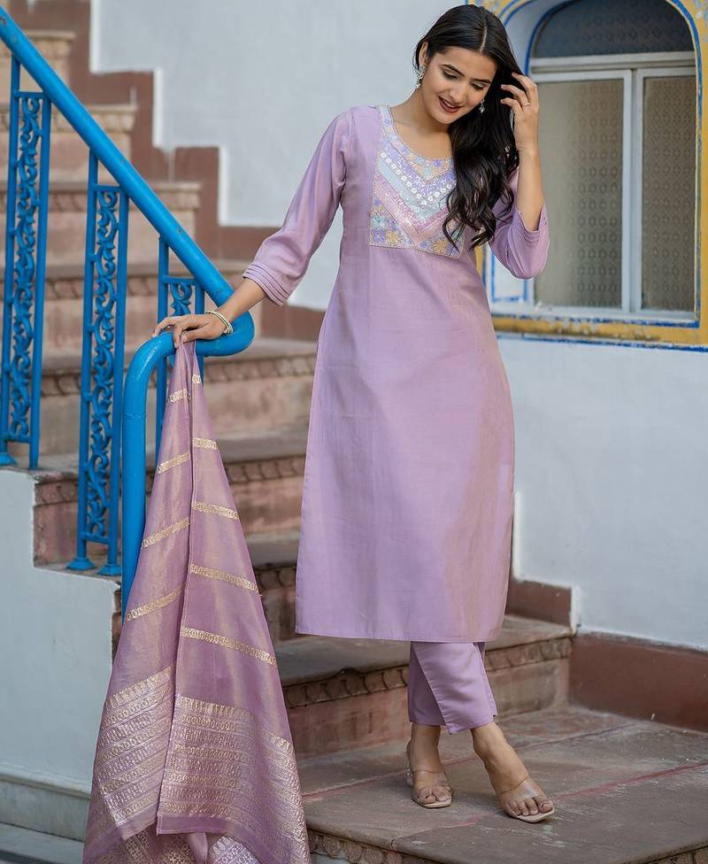 Women Ethnic Motifs Embroidered Regular Thread Work Kurta with Trousers & With Dupatta