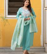 Women Ethnic Motifs Yoke Design Regular Thread Work Kurta with Trousers & With Dupatta