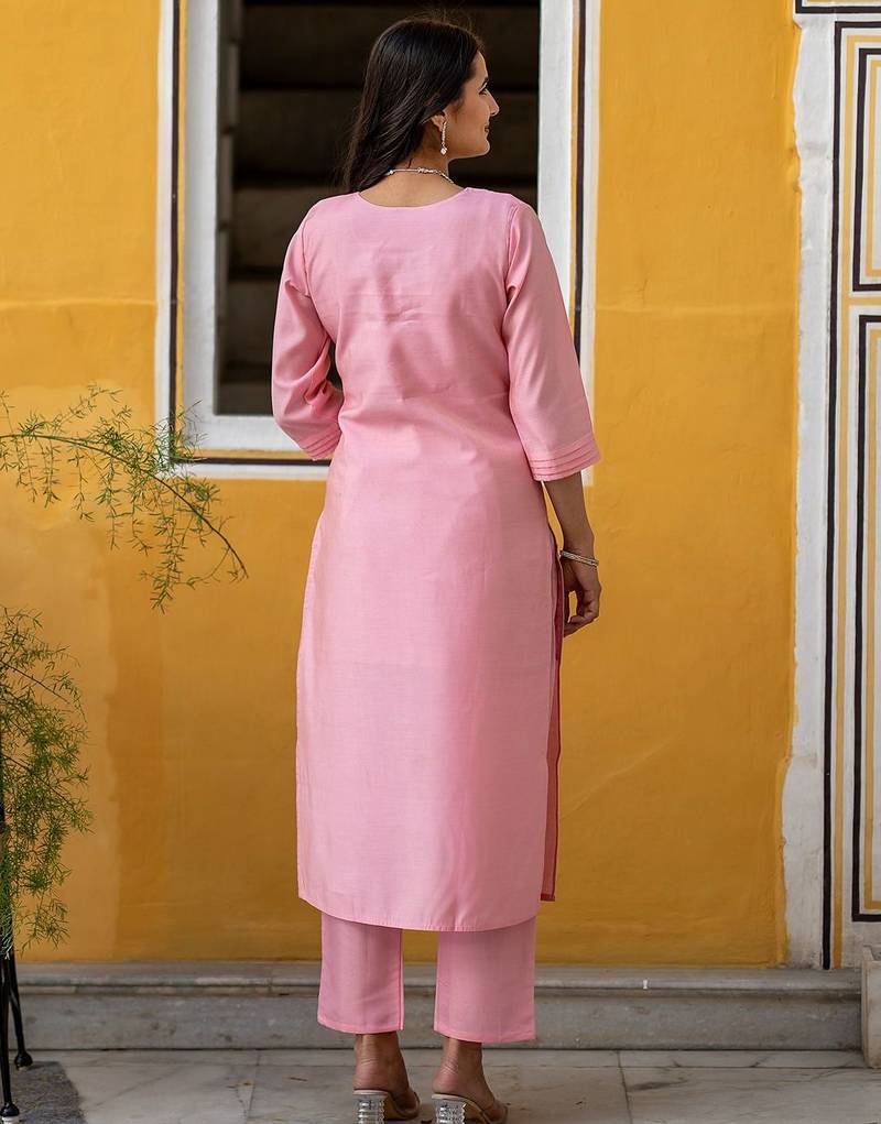 Women Ethnic Motifs Yoke Design Regular Thread Work Kurta with Trousers & With Dupatta