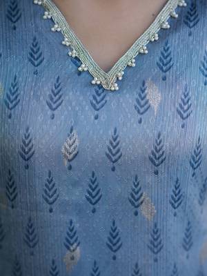 Women Floral Printed Regular Beads and Stones Kurta with Trousers & With Dupatta 2