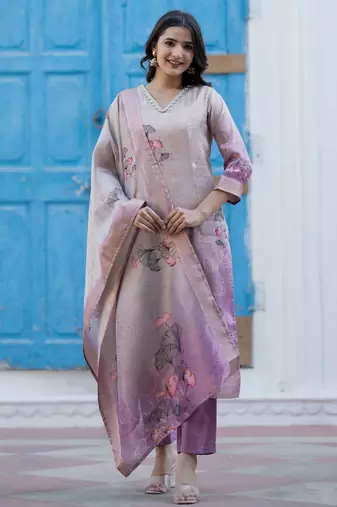 Women Floral Printed Regular Thread Work Kurta with Trousers & With Dupatta