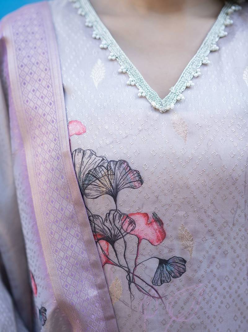 Women Floral Printed Regular Thread Work Kurta with Trousers & With Dupatta