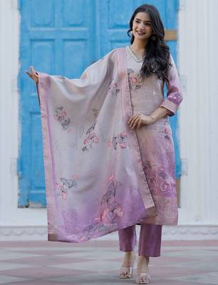Women Floral Printed Regular Thread Work Kurta with Trousers & With Dupatta 5