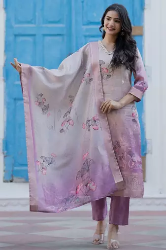 Women Floral Printed Regular Thread Work Kurta with Trousers & With Dupatta
