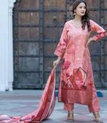 Women Floral Printed Regular Kurta with Trousers & With Dupatta