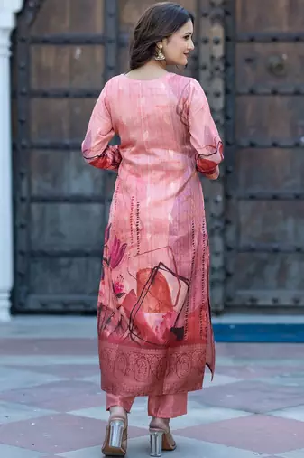 Women Floral Printed Regular Kurta with Trousers & With Dupatta