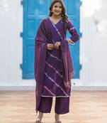 Women Dyed Regular Pure Silk Kurta with Trousers & With Dupatta