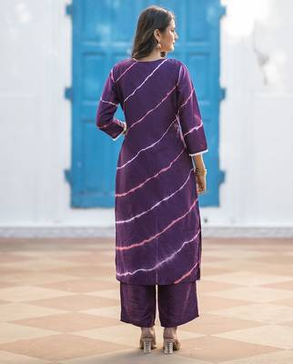 Women Dyed Regular Pure Silk Kurta with Trousers & With Dupatta 5
